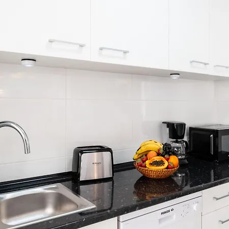 Villa In Albufeira Near Praia D Oura Beach